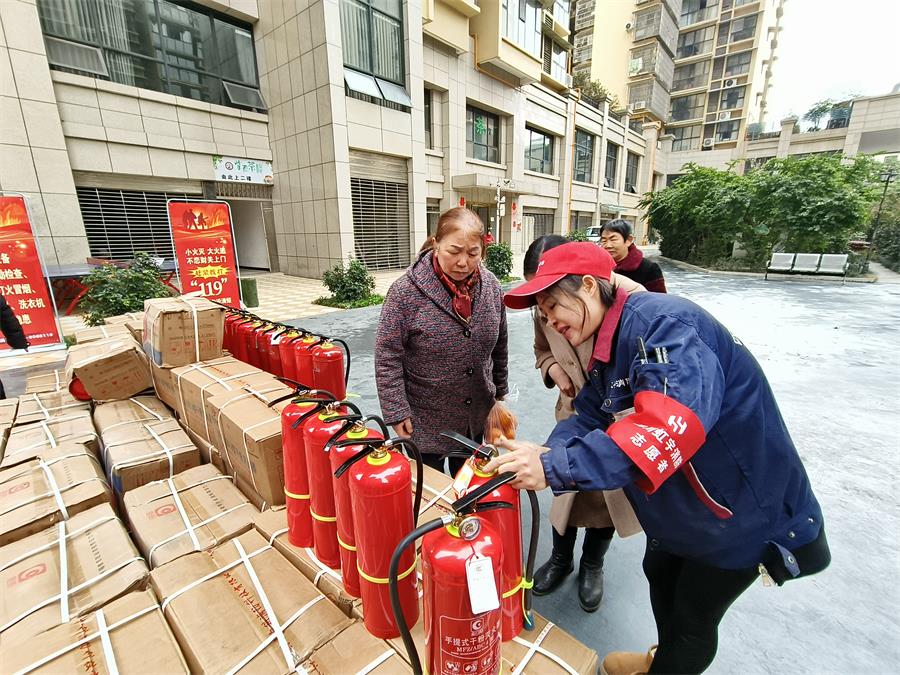 虹宇消防組織開展了高層建筑消防設施公益檢修活動
